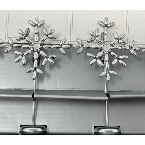 Silvertone Metal 4.5" Snowflake Place Card Clip Name Holders Set of 4 Holiday - Picture 2 of 5